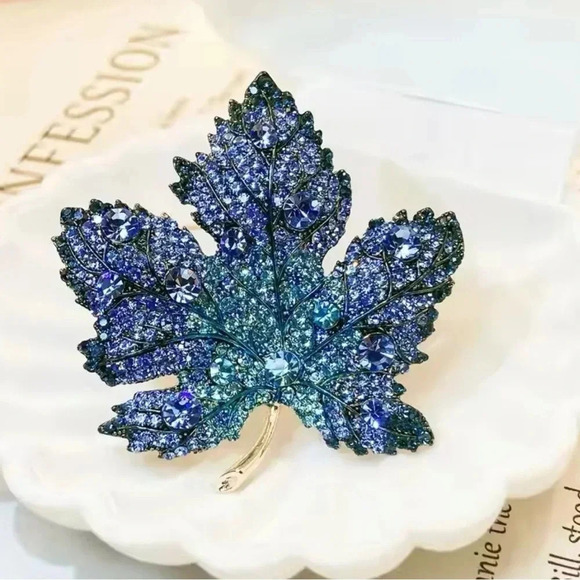 Bria Red Maple Leaf Blue Crystal Brooch - Picture 4 of 8
